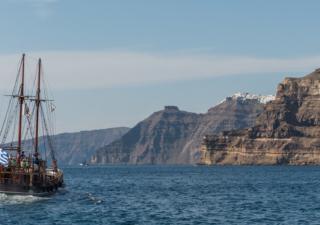 See Santorini in one day